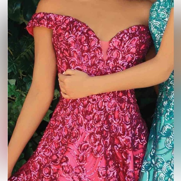CLARISSE COUTURE  810290 DRESS in Fuchsia Size 8 - Picture 2 of 6
